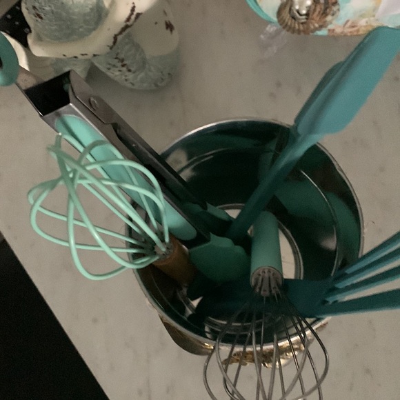 Utensil Holder - Silver with Gute wrapped around the top with Shell Accents - Picture 9 of 9